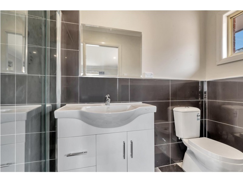 13a Vaucluse Place, Glen Alpine NSW 2560