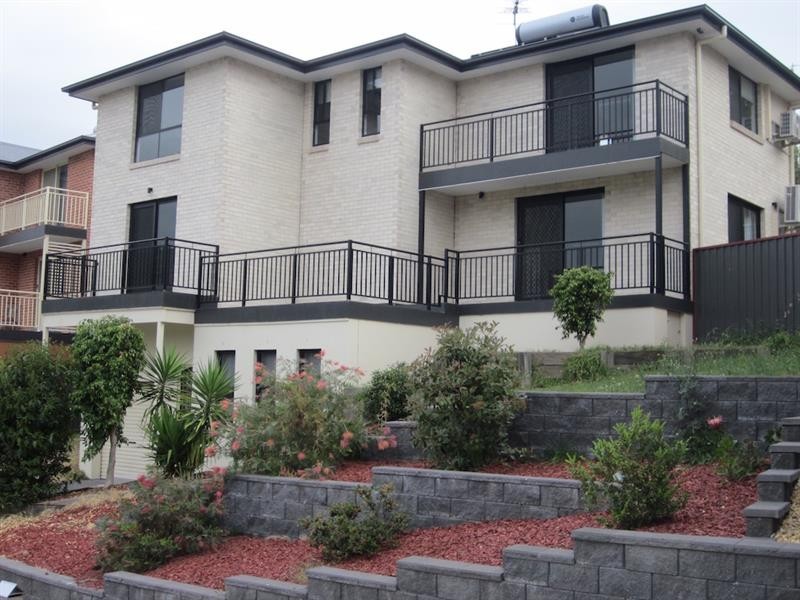 13b Vaucluse Place, Glen Alpine NSW 2560