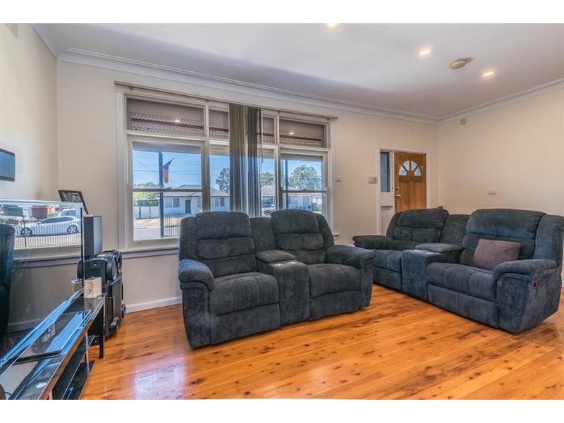 23 Burford St, Colyton NSW 2760