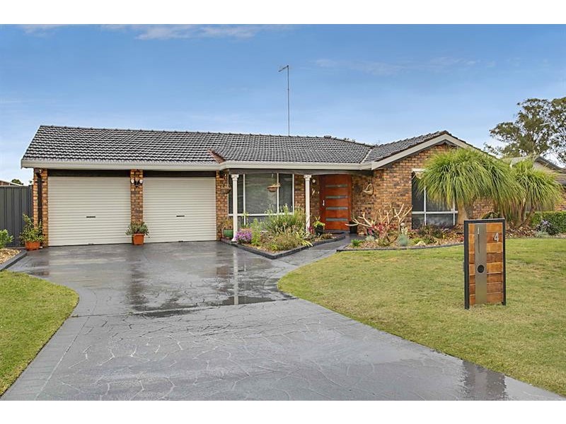 4 Prairie Glen, Claremont Meadows NSW 2747