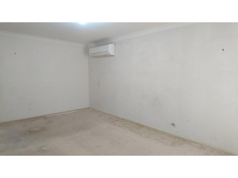 3/2 Robert  St, Penrith NSW 2750