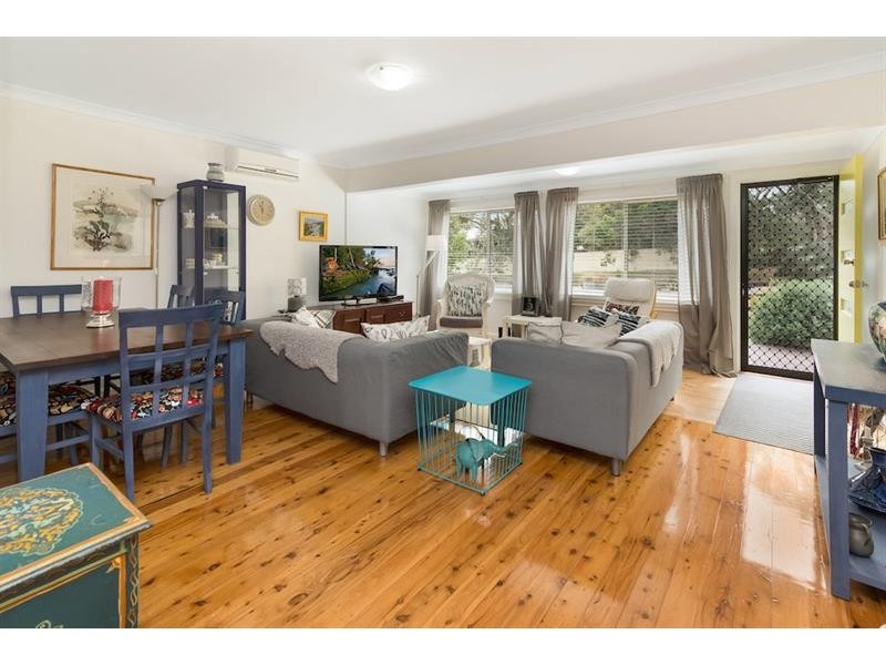 18 West Kahala Ave, Budgewoi NSW 2262