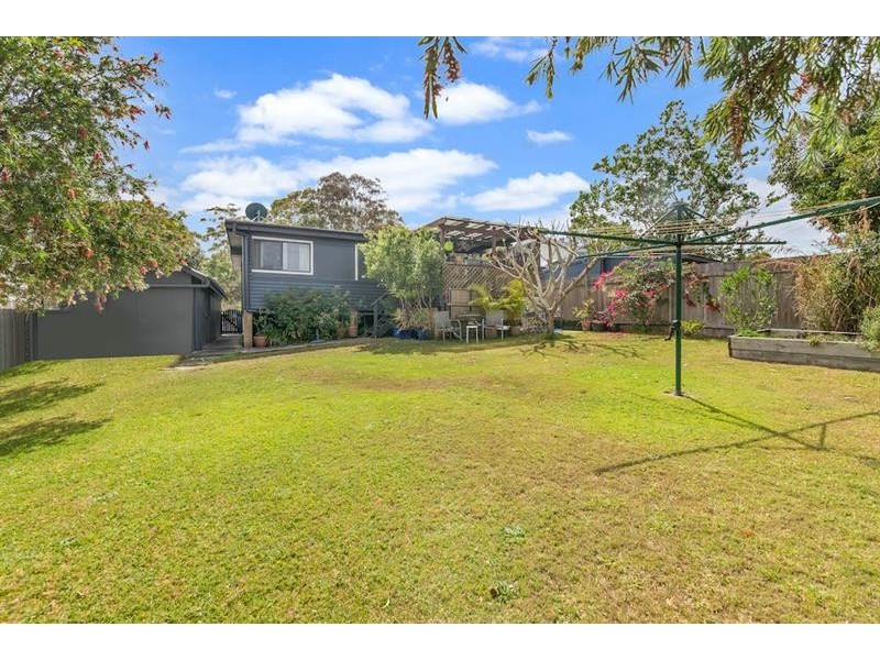 18 West Kahala Ave, Budgewoi NSW 2262