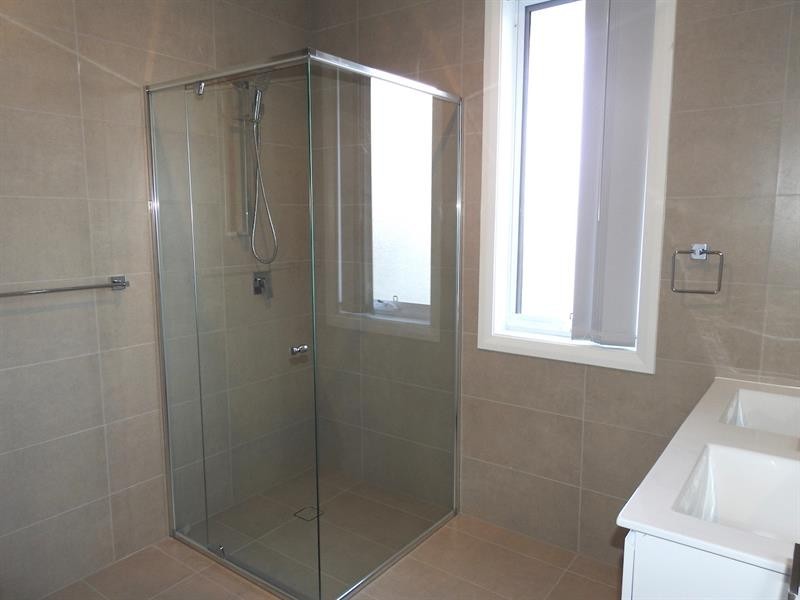 212 Hamilton Rd, Fairfield NSW 2165