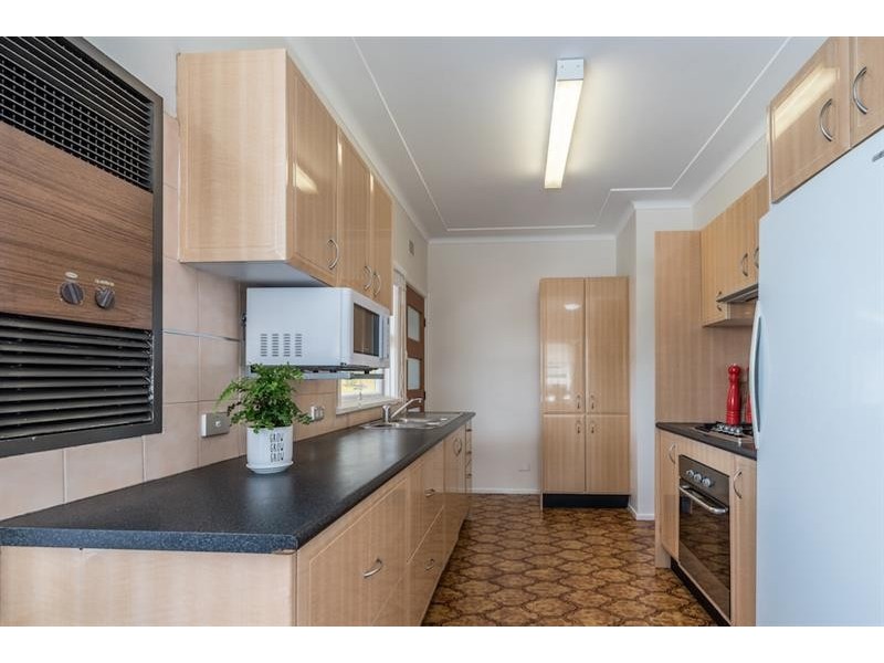799 The Horsley Dr, Smithfield NSW 2164