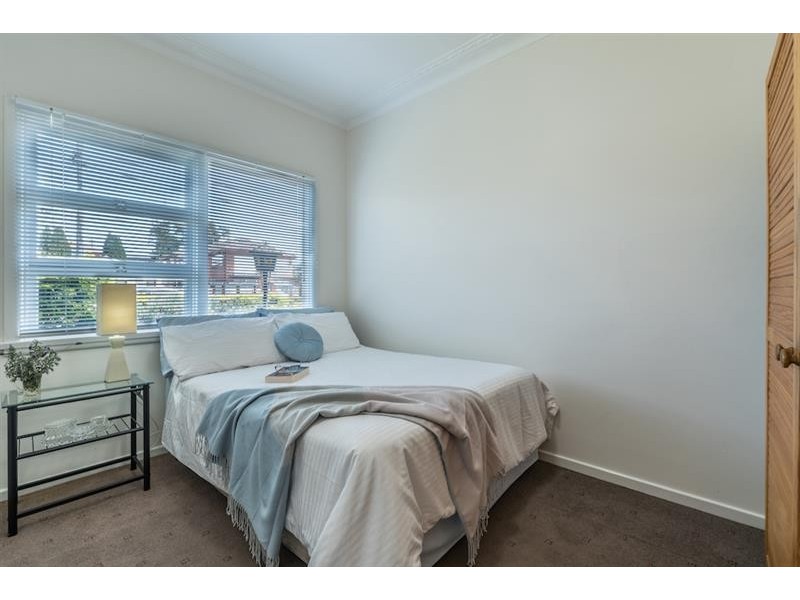 799 The Horsley Dr, Smithfield NSW 2164