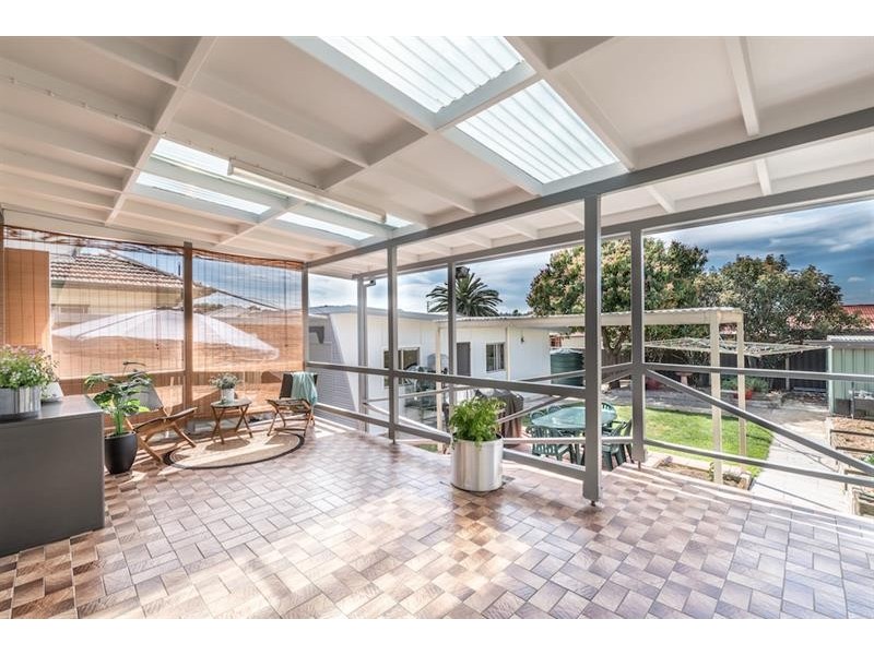 799 The Horsley Dr, Smithfield NSW 2164