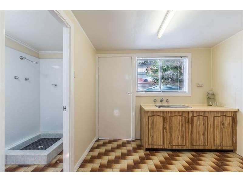 799 The Horsley Dr, Smithfield NSW 2164