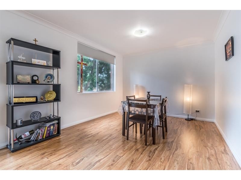 12/8-10 Ulverstone St, Fairfield NSW 2165