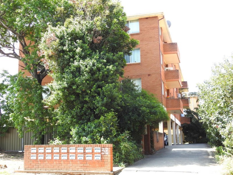 6/38 Hardy Street, Fairfield NSW 2165