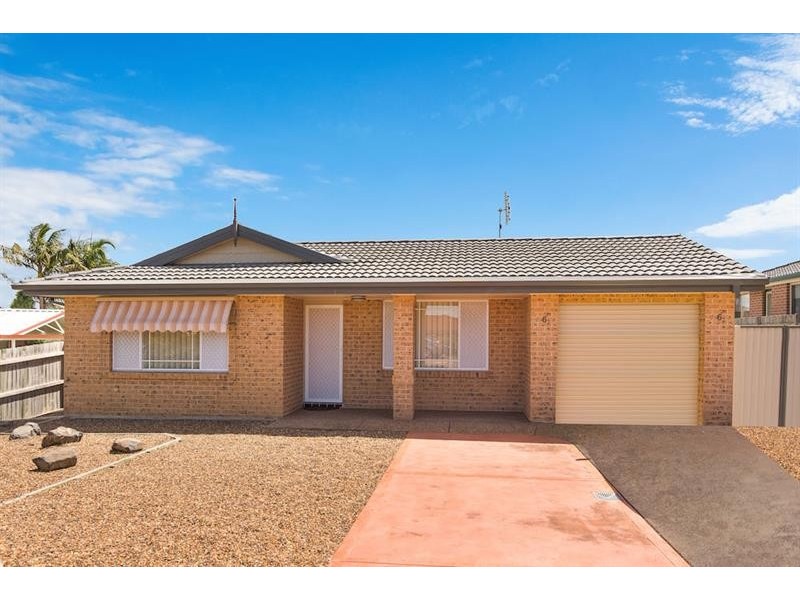 6 Fir Ct, Blue Haven NSW 2262