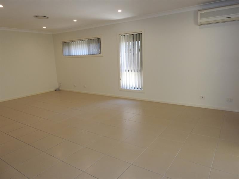 44 Lisa Cres, Bonnyrigg NSW 2177