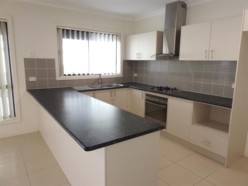 44 Lisa Cres, Bonnyrigg NSW 2177