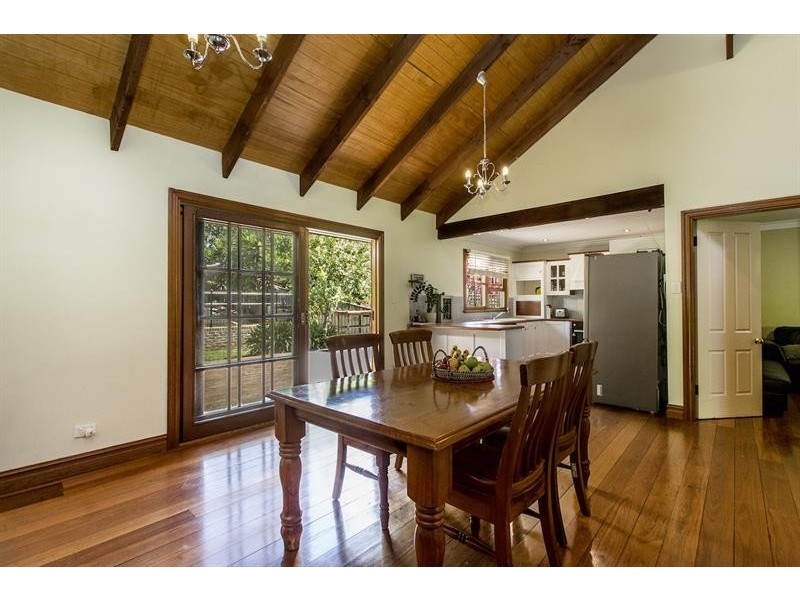 25 Currawong Cres, Bowen Mountain NSW 2753