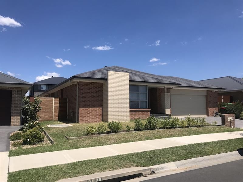16 Bartlett St, Oran Park NSW 2570