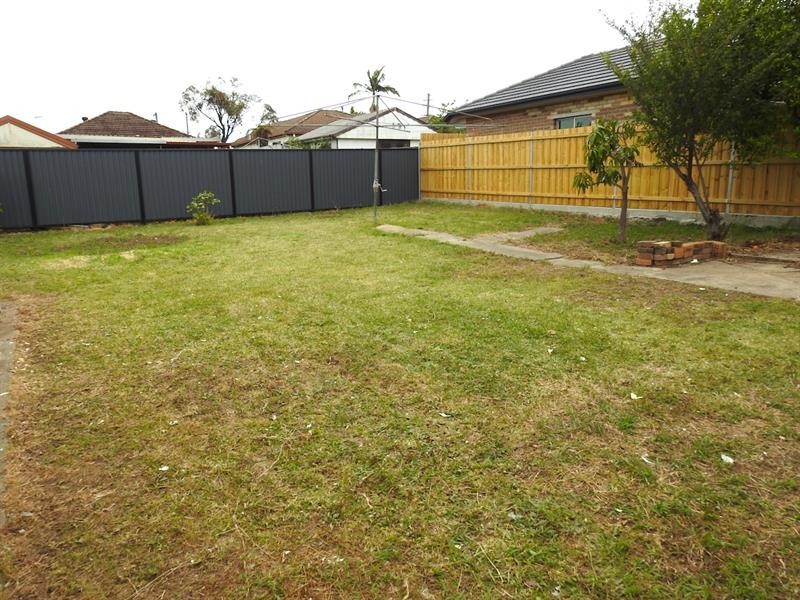 23 Brazier Street, Guildford NSW 2161