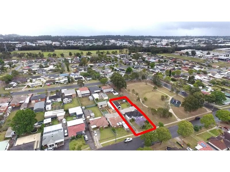 25 Hinkler St, Smithfield NSW 2164