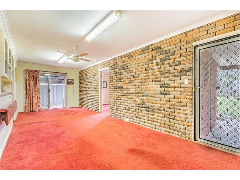 25 Hinkler St, Smithfield NSW 2164