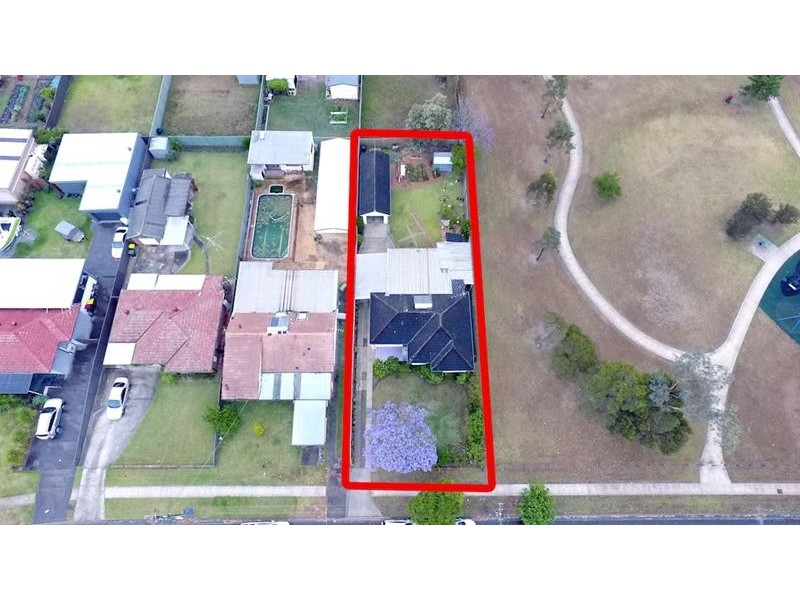 25 Hinkler St, Smithfield NSW 2164