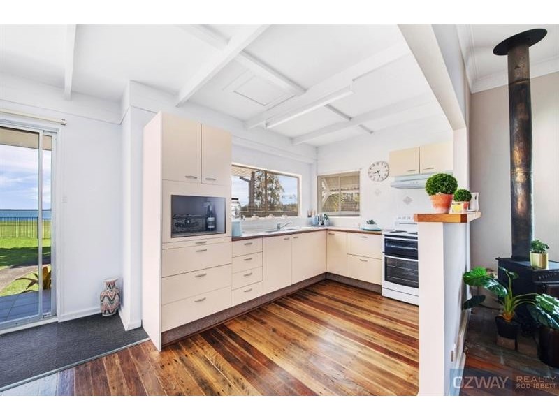 302A Tuggerawong Rd, Tuggerawong NSW 2259