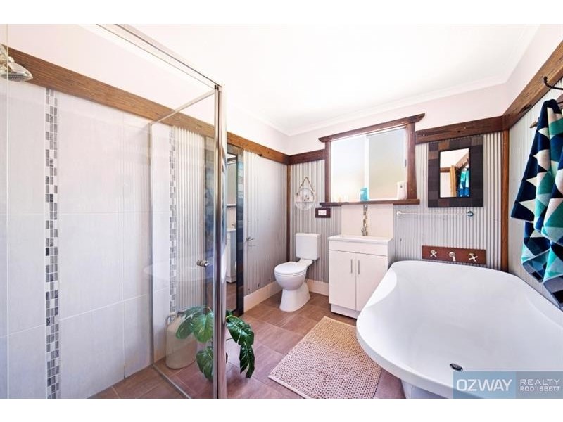 302A Tuggerawong Rd, Tuggerawong NSW 2259