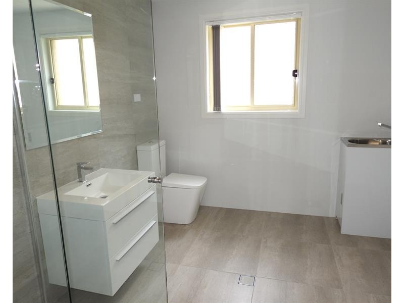 39A Glen Elgin Crescent, Edensor Park NSW 2176