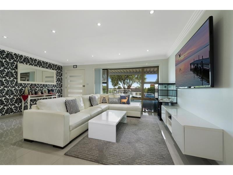 310 Hamilton St, Fairfield West NSW 2165