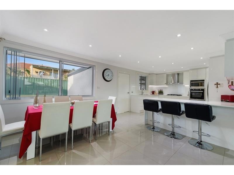 310 Hamilton St, Fairfield West NSW 2165