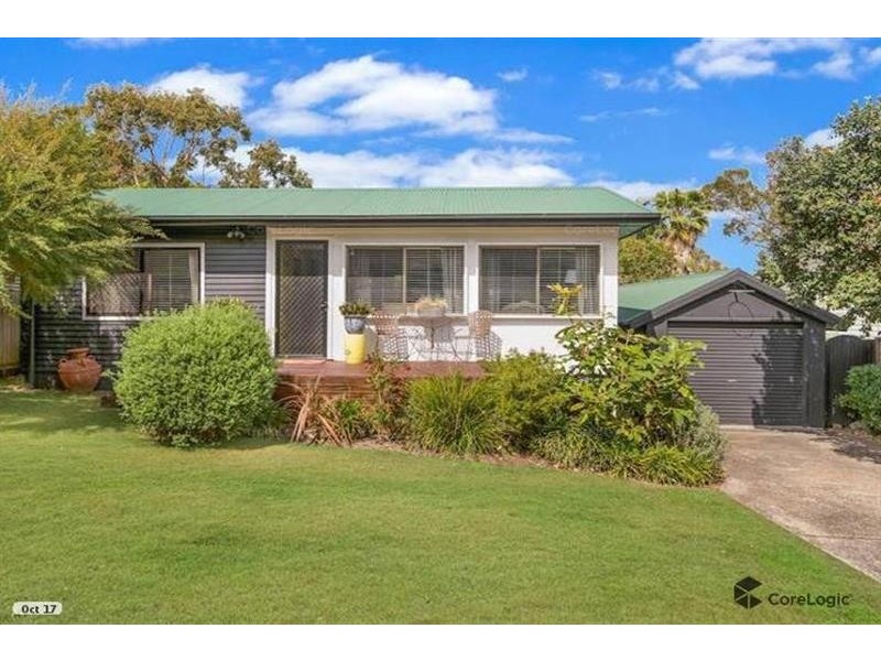 18 WEST KAHALA Ave, Budgewoi NSW 2262