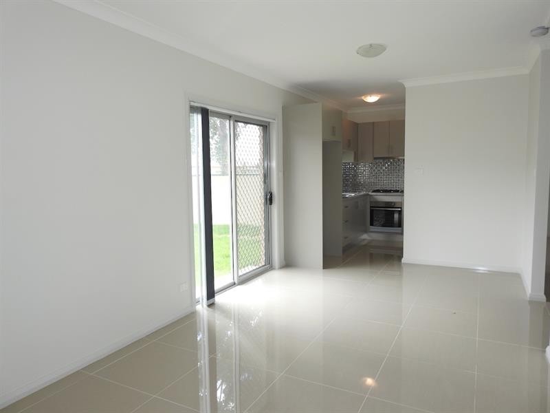 5 Dryden Pl, Wetherill Park NSW 2164