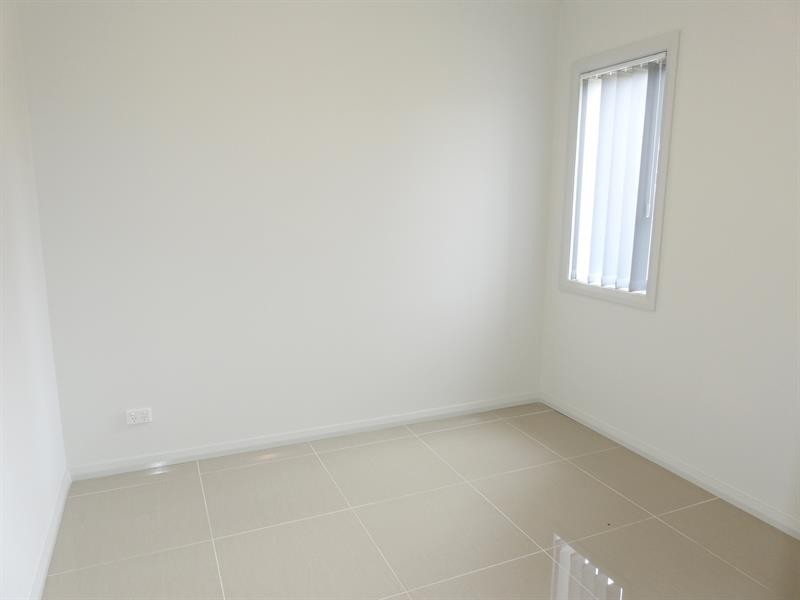 5 Dryden Pl, Wetherill Park NSW 2164