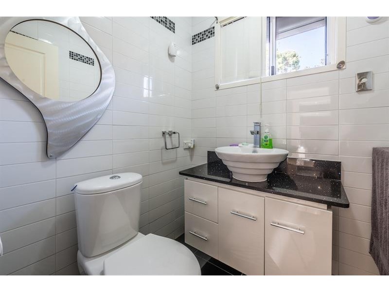 1 Corella Rd, Green Valley NSW 2168