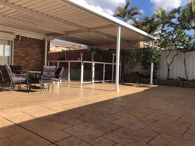 1 Corella Rd, Green Valley NSW 2168