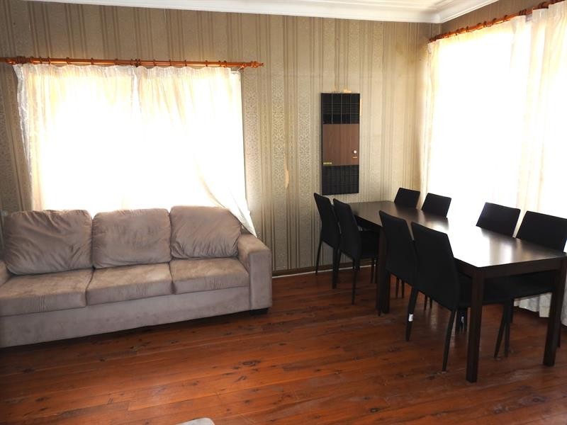 16 Tripoli St, Fairfield West NSW 2165