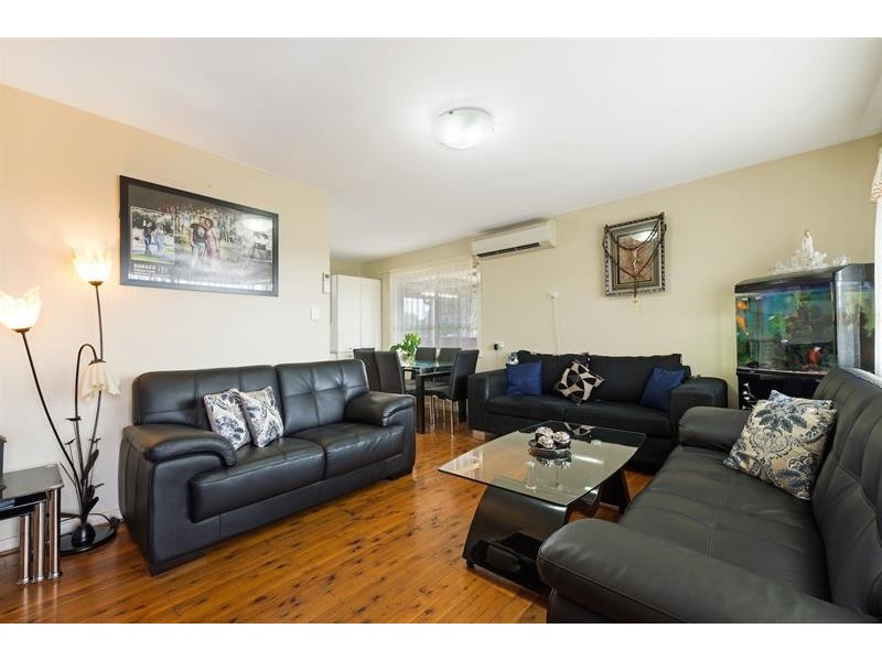 21 Atherton St, Fairfield West NSW 2165