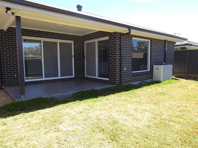 73 Commissioners Dr, Denham Court NSW 2565
