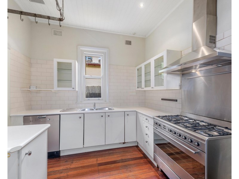 13 Canberra Avenue, St Leonards NSW 2065