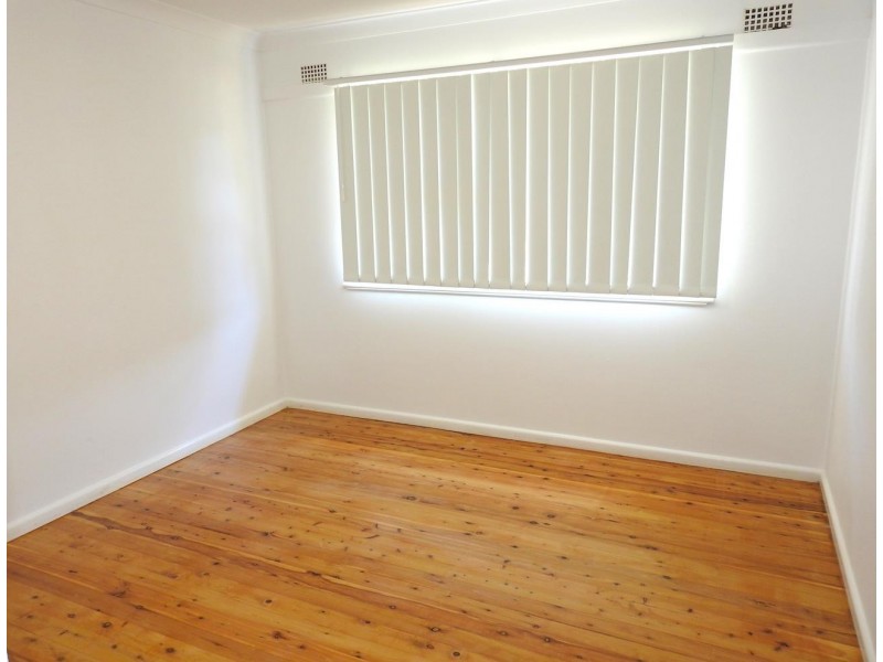 13 Jervis Street, Fairfield NSW 2165