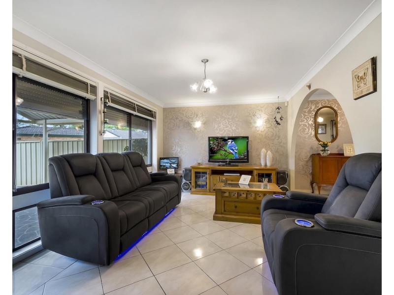 19 Kelburn Place, Airds NSW 2560