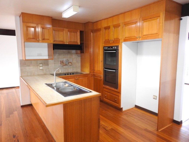 5 Araluen Rd, Lansvale NSW 2166