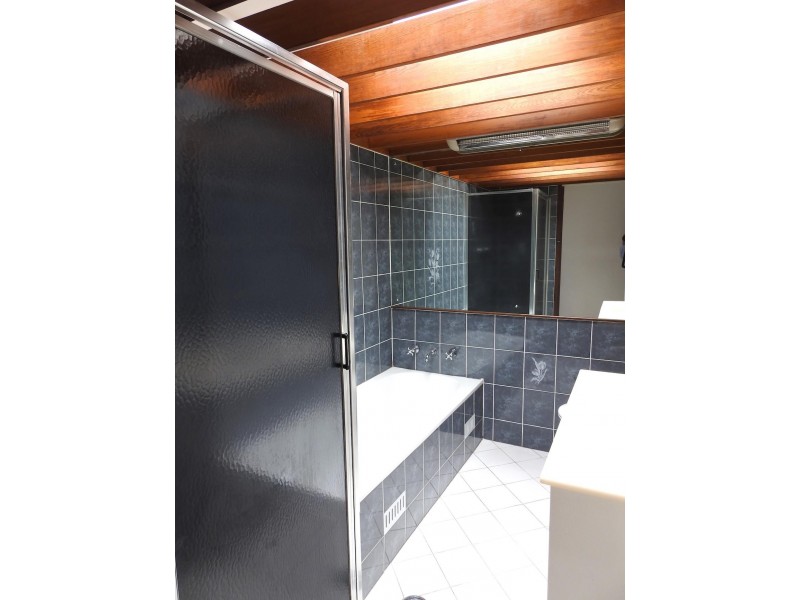 5 Araluen Rd, Lansvale NSW 2166