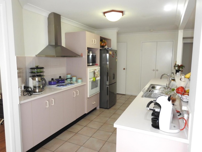 73 Swan Rd, Edensor Park NSW 2176