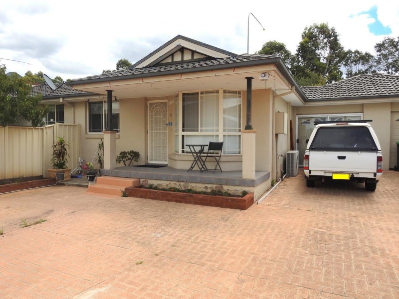 11 Goodooga Cl, Hinchinbrook NSW 2168