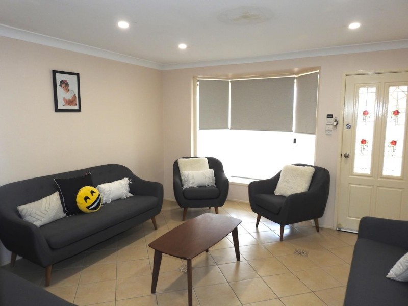 11 Goodooga Cl, Hinchinbrook NSW 2168