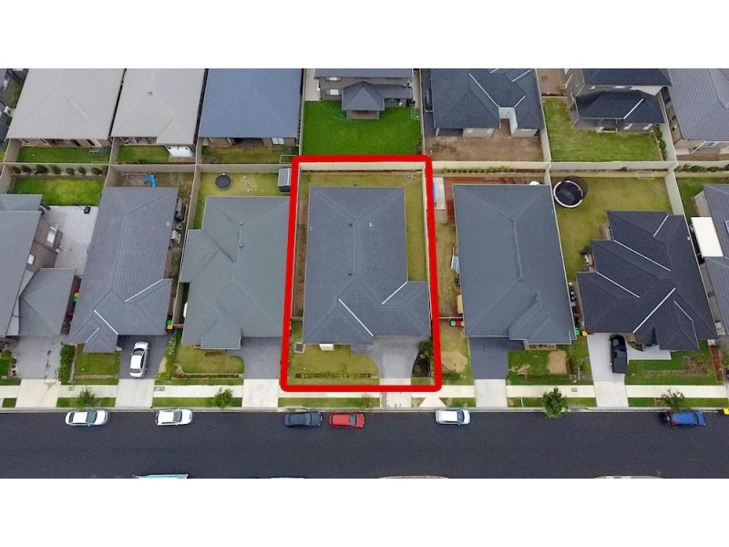 16 Bartlett St, Oran Park NSW 2570