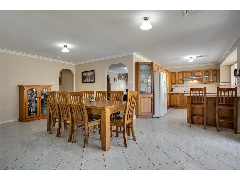 2 Marcus Clarke Crescent, Glenmore Park NSW 2745