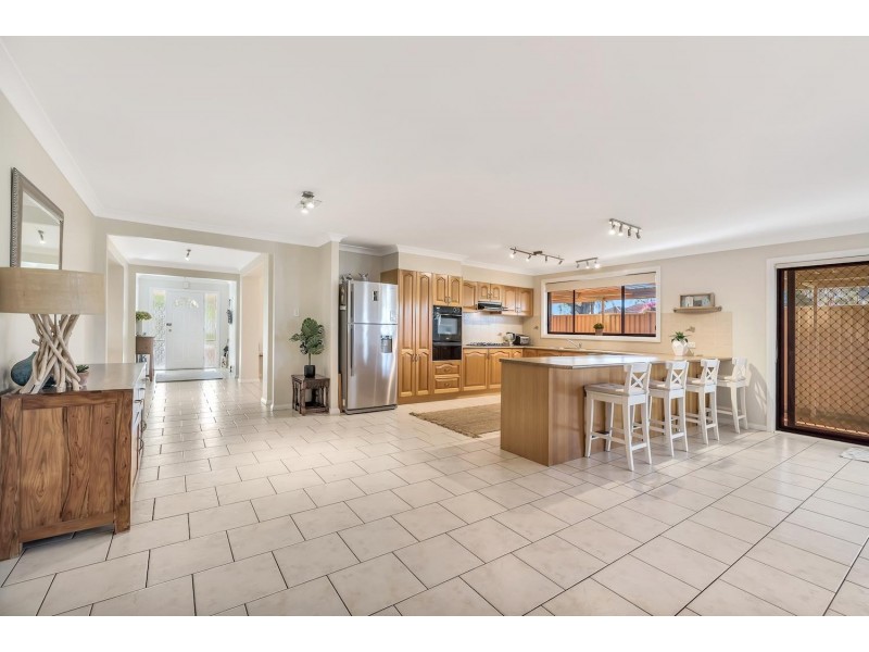 23 Mawbanna Close, West Hoxton NSW 2171