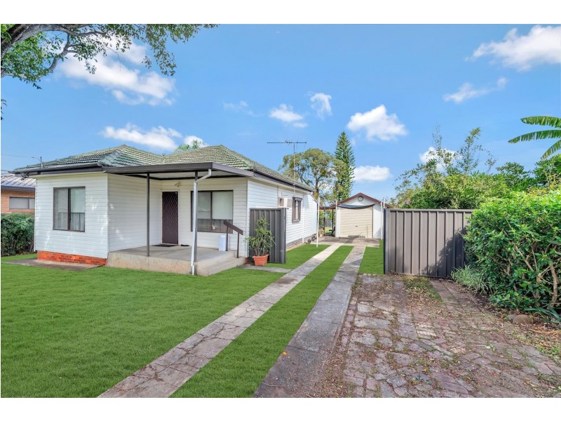 41 Macquarie Street, Fairfield NSW 2165