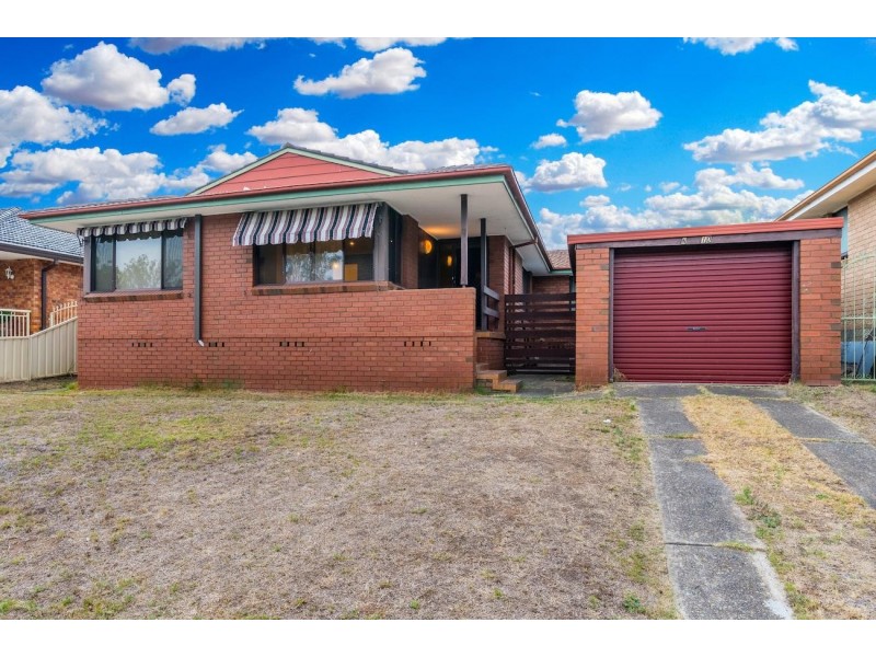 10 Coleridge Road, Wetherill Park NSW 2164