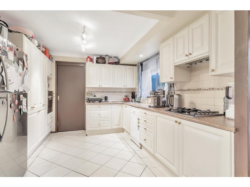 10 Coleridge Road, Wetherill Park NSW 2164